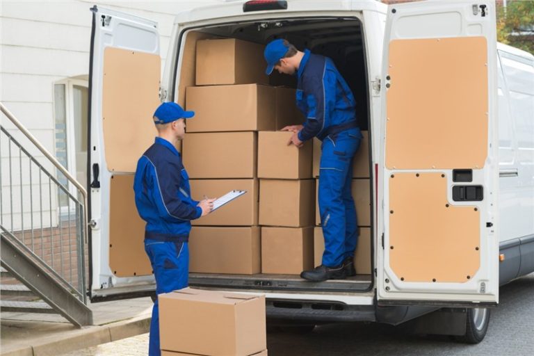 What do you ask before hiring movers for your next move